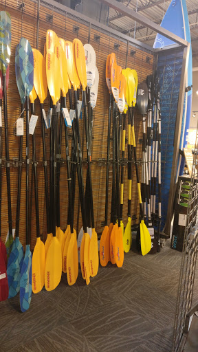 Camping Store «REI», reviews and photos, 766 E Big Beaver Rd, Troy, MI 48083, USA