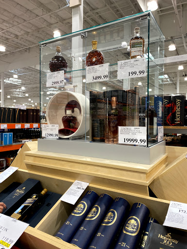 Warehouse store «Costco Wholesale», reviews and photos, 1000 N Rengstorff Ave, Mountain View, CA 94043, USA