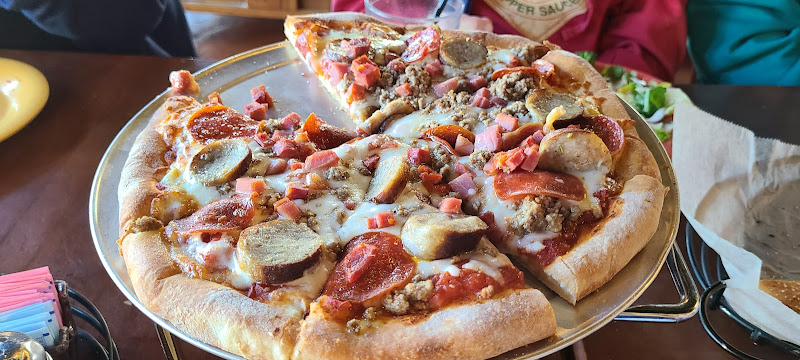 #5 best pizza place in Gulfport - Tony's Brick Oven Pizzeria