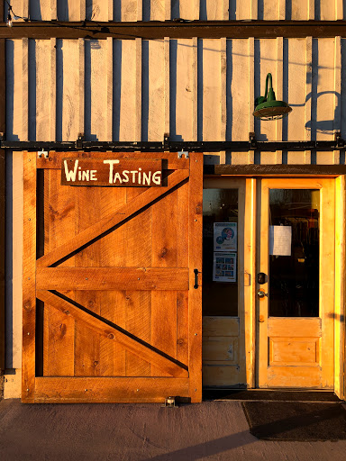 Winery «Magnanini Winery, Restaurant & Distillery», reviews and photos, 172 Strawridge Rd, Wallkill, NY 12589, USA