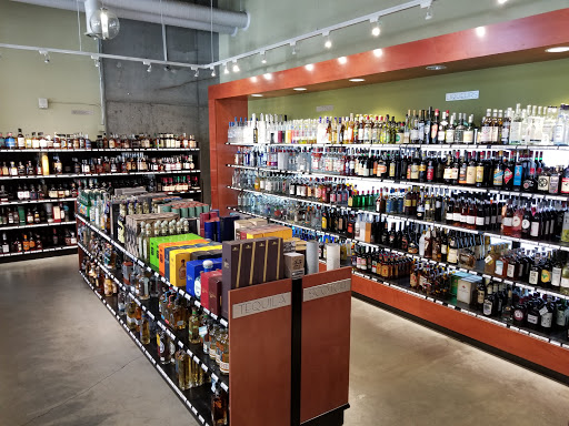 Liquor Store «Pearl Specialty Market & Spirits», reviews and photos, 900 NW Lovejoy St, Portland, OR 97209, USA