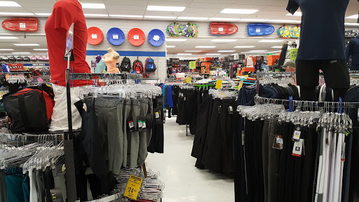 Sporting Goods Store «Big 5 Sporting Goods - Yuba City», reviews and photos, 1252 Colusa Ave, Yuba City, CA 95991, USA