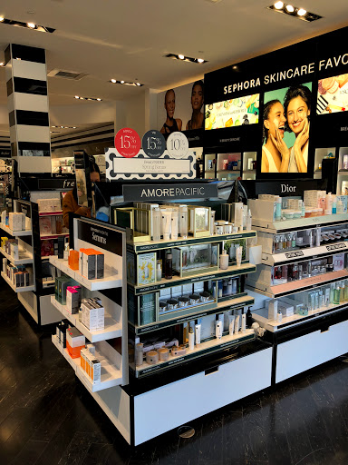 Cosmetics Store «SEPHORA», reviews and photos, 42 St Georges Rd, Ardmore, PA 19003, USA