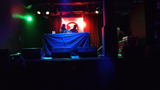 Vibra Club Viale IV Novembre, 40/a, 41123 Modena MO, Italia
