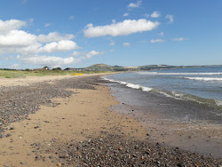Foto von Leven Beach annehmlichkeitenbereich