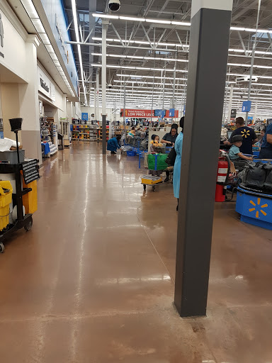 Department Store «Walmart Supercenter», reviews and photos, 15050 Springdale Ave, Middlefield, OH 44062, USA