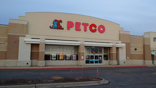Petco Animal Supplies, 2541 NW Arterial, Dubuque, IA 52002, USA, 