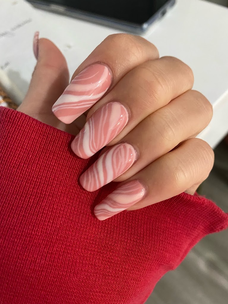 Kim Nail & Spa 98375
