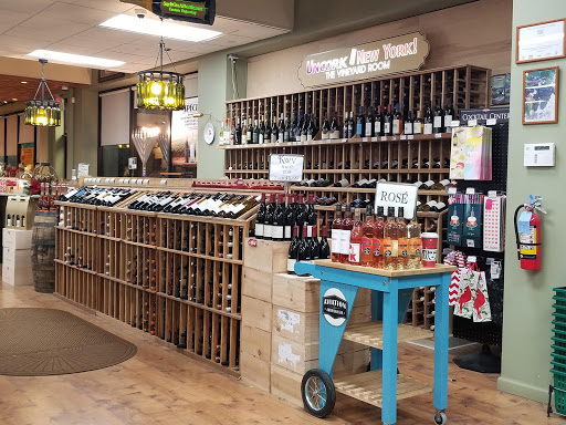 Wine Store «Long Island Wine & Spirit Merchants», reviews and photos, 1171 Jericho Turnpike, Commack, NY 11725, USA