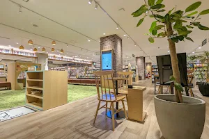 Starbucks Coffee - Tsutaya Bookstore Hirosaki HIRORO image