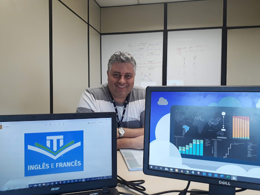Logo da empresa - MT Idiomas