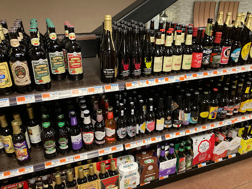 Grocery Store «DeCicco & Sons», reviews and photos, 17 Maple Ave, Armonk, NY 10504, USA