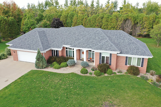 Roofing Contractor «Robison Construction», reviews and photos, 1238 Lake Ave NE, Cedar Rapids, IA 52402, USA