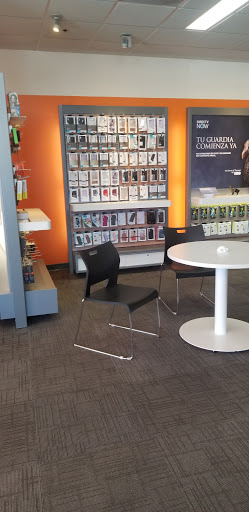 Cell Phone Store «AT&T Authorized Retailer», reviews and photos, 8052 Limonite Ave #101, Riverside, CA 92509, USA