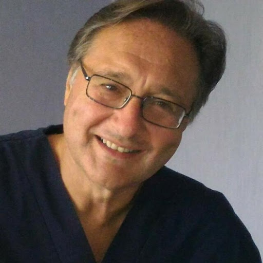 Dr. Mario Curcio