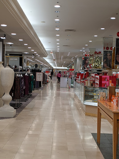 Shopping Mall «Holyoke Mall», reviews and photos, 50 Holyoke St, Holyoke, MA 01040, USA