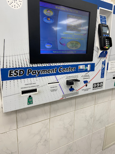 Laundromat «Family Wash Day», reviews and photos, 212 N Philadelphia Blvd, Aberdeen, MD 21001, USA