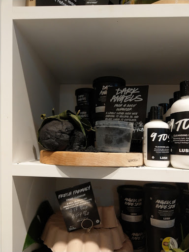 Cosmetics Store «LUSH», reviews and photos, 6121 West Pkwy, Plano, TX 75093, USA