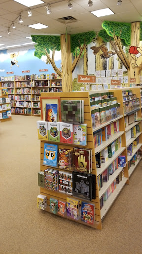 Book Store «Barnes & Noble», reviews and photos, 1180 Raritan Rd, Clark, NJ 07066, USA