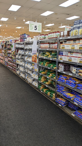 Grocery Store «Horrocks Market», reviews and photos, 4455 Breton Rd SE, Kentwood, MI 49508, USA