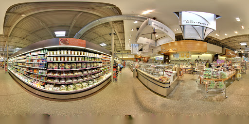 Grocery Store «Plum Market Bloomfield», reviews and photos, 3675 W Maple Rd, Bloomfield Twp, MI 48301, USA