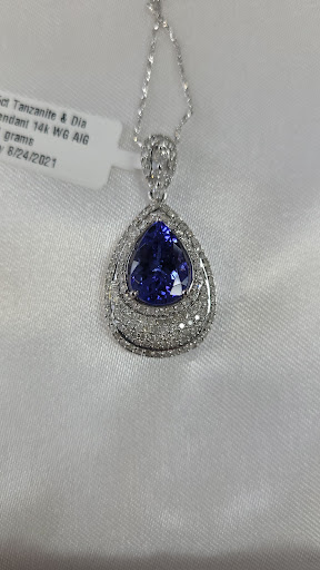 Jewelry Store «Jewelry & Coin Mart», reviews and photos, 757 W Golf Rd, Schaumburg, IL 60194, USA