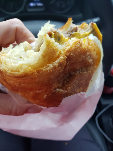 Donut Shop «Clifton Donut Shop», reviews and photos, 2317 Brownsboro Rd, Louisville, KY 40206, USA