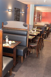 Photo n°96 de Parfum Poivre à Granville ()