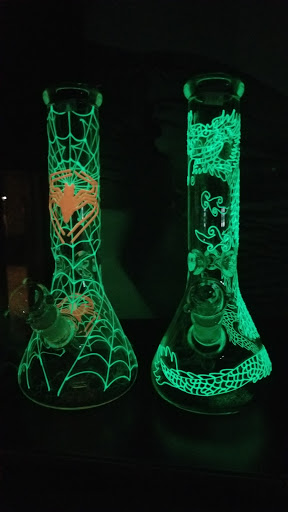 Tobacco Shop «THE GREENMILE VAPE & SMOKE SHOP», reviews and photos, 2014 W Bullard Ave, Fresno, CA 93711, USA