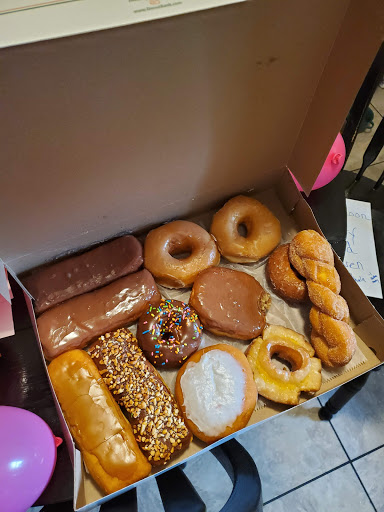 Donut Shop «Donut Bank», reviews and photos, 3988 IN-261, Newburgh, IN 47630, USA