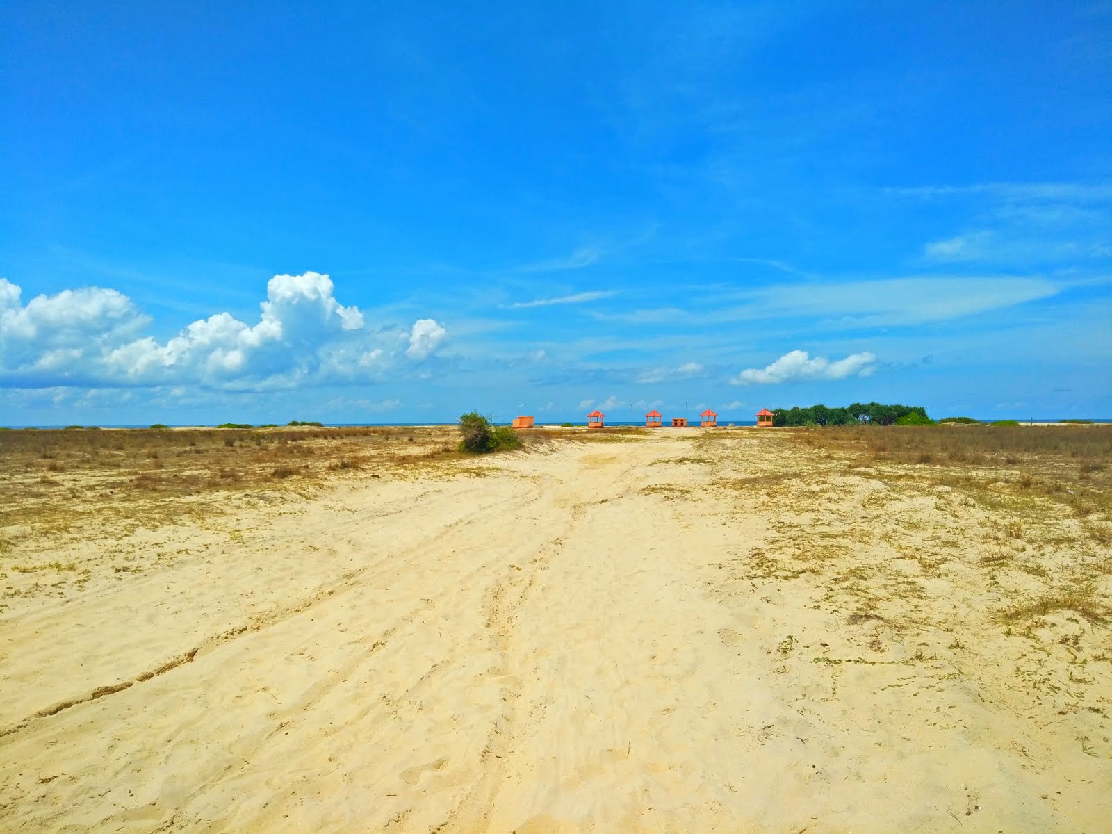 Kallady Beach photo #8