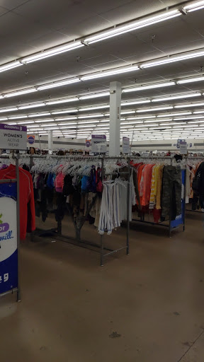 Thrift Store «Alma School & Ray Goodwill Retail Store & Donation Center», reviews and photos, 930 N Alma School Rd, Chandler, AZ 85224, USA