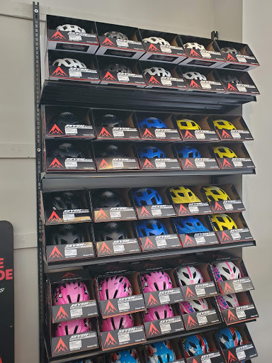 Sporting Goods Store «Play It Again Sports», reviews and photos, 3115 W Parker Rd #470, Plano, TX 75023, USA