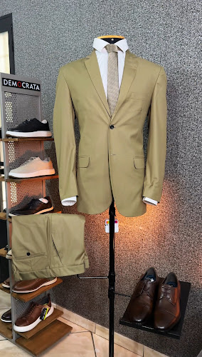 Struziatto - Loja de roupa