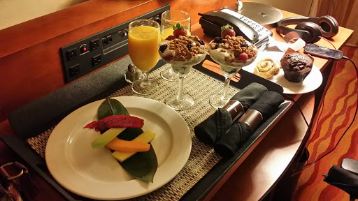 Luxury Hotel «Renaissance Phoenix Glendale Hotel & Spa», reviews and photos, 9495 W Coyotes Blvd, Glendale, AZ 85305, USA