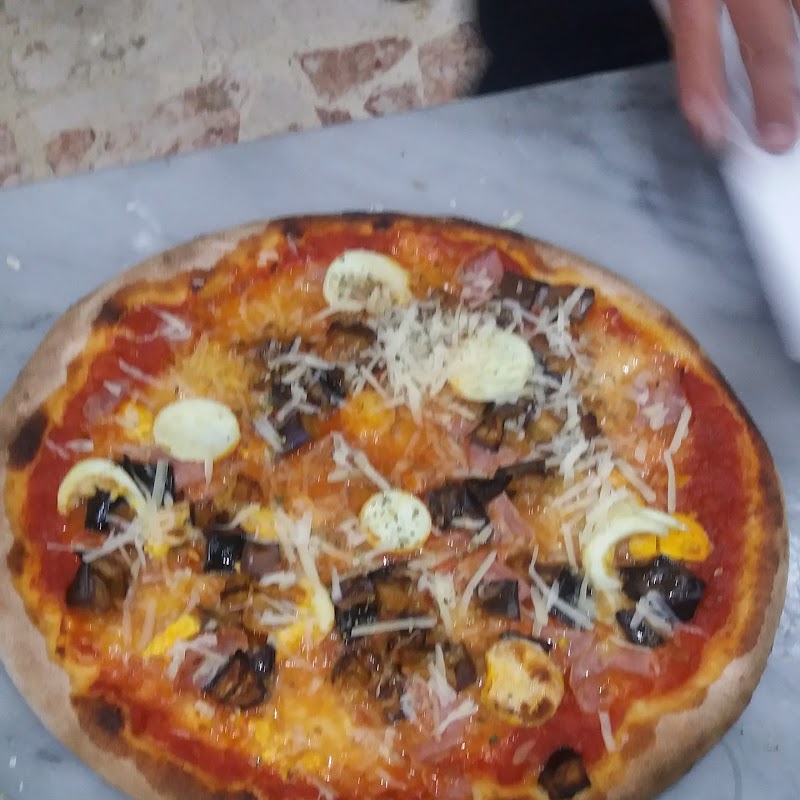 Pizzeria Ai Ragazzi Del 99 Di Tosto Chiara & C. Sas