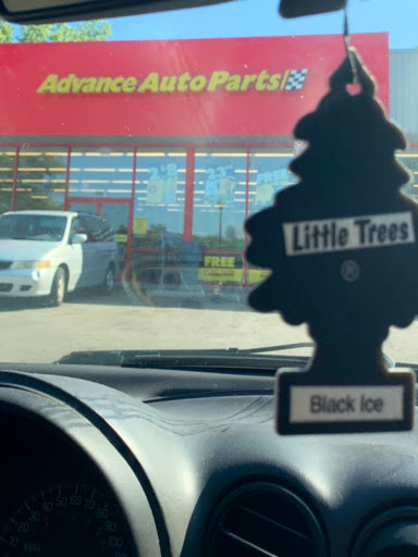 Auto Parts Store «Advance Auto Parts», reviews and photos, 6901 Olive Blvd, University City, MO 63130, USA