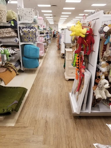 Department Store «Marshalls & HomeGoods», reviews and photos, 4950 Hadley Center Dr, South Plainfield, NJ 07080, USA