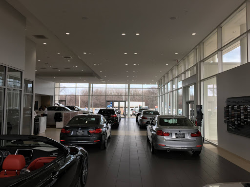 Used Car Dealer «Fields BMW Northfield», reviews and photos, 700 West Frontage Road, Northfield, IL 60093, USA