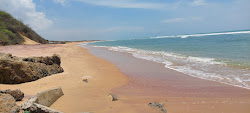 Zdjęcie Kooduthalai beach z przestronna plaża