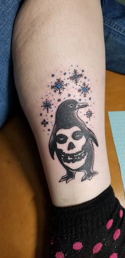 Tattoo Shop «Knuckle Up Tattoo Co.», reviews and photos, 2083 Irvin Cobb Dr, Paducah, KY 42003, USA