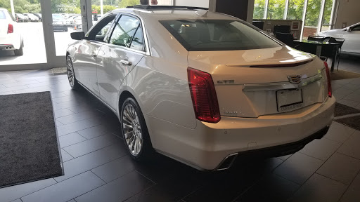 Car Dealer «Cadillac of Novi», reviews and photos, 41350 Grand River Ave, Novi, MI 48375, USA