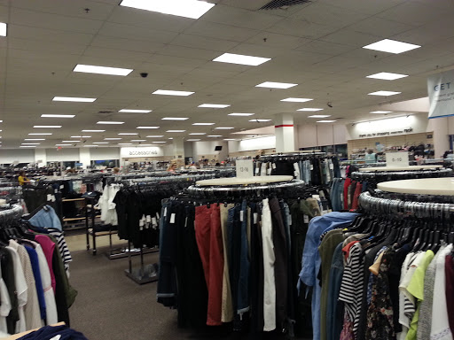 Department Store «Nordstrom Rack Springbrook Prairie Pavilion», reviews and photos, 2511 W 75th St, Naperville, IL 60540, USA
