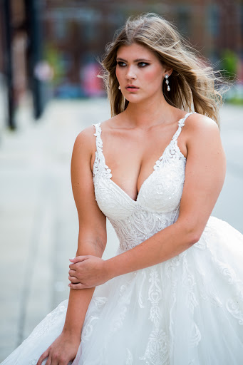 Bridal Shop «Carrie Karibo Bridal Boutique», reviews and photos, 334 W Benson St, Cincinnati, OH 45215, USA