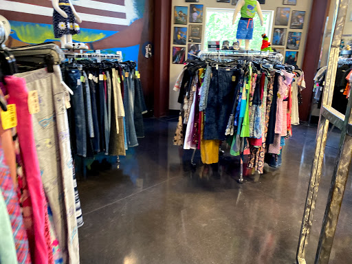 Thrift Store «Discover Goodwill Circle Retail Center», reviews and photos, 2007 S Circle Dr, Colorado Springs, CO 80906, USA