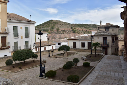 Casa Rural “Bracamonte”. C. Bachiller Sabuco, 5, 02300 Alcaraz, Albacete, España