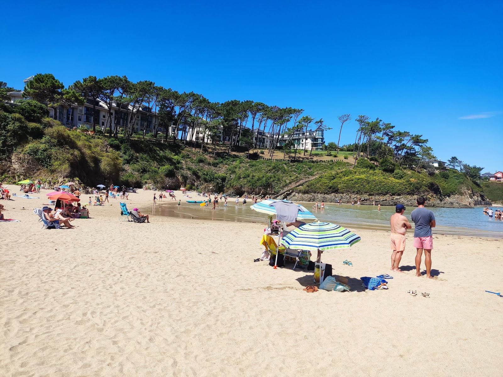 Playa Aguileiro'in fotoğrafı çok temiz temizlik seviyesi ile