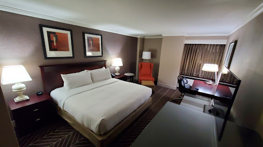 Hotel «Hilton Arlington», reviews and photos, 950 N Stafford St, Arlington, VA 22203, USA