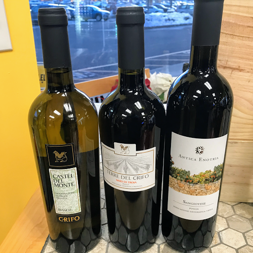 Wine Store «Premier Wine & Spirits», reviews and photos, 100 Main St N # 11, Southbury, CT 06488, USA