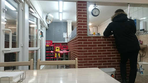 Papa's Pizza Express v/Zekir Fazliu in Augustenborg, Frederikshavn
